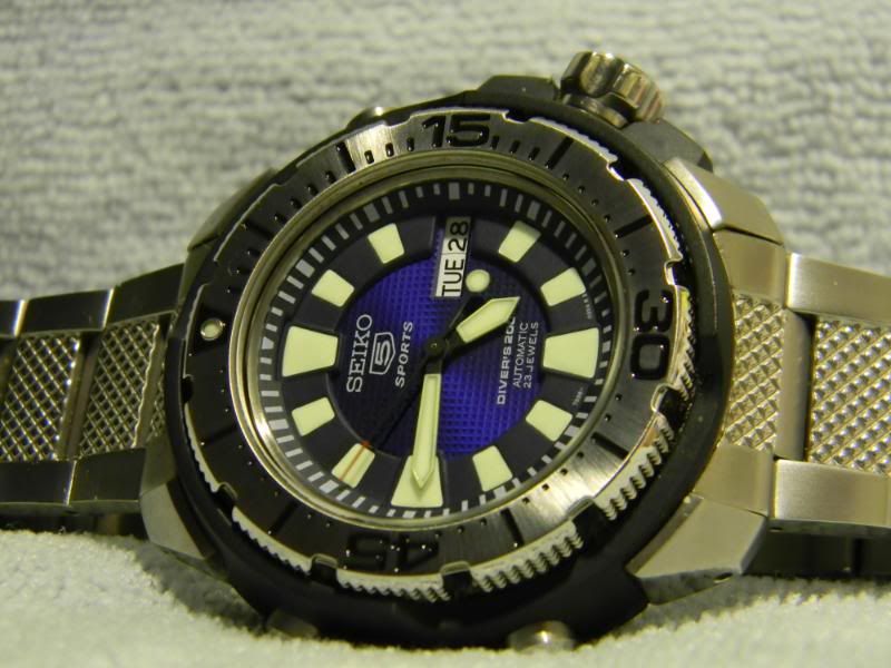seiko 5 sports 200m